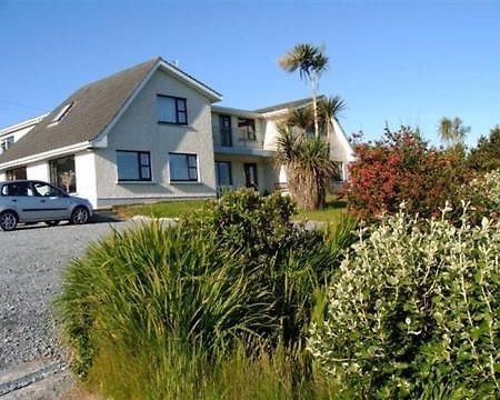 Decourcey'S Hazelbrook Farmhouse B&B Cleggan Exteriör bild