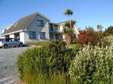 Decourcey'S Hazelbrook Farmhouse B&B Cleggan Exteriör bild