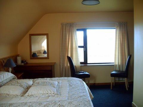 Decourcey'S Hazelbrook Farmhouse B&B Cleggan Exteriör bild
